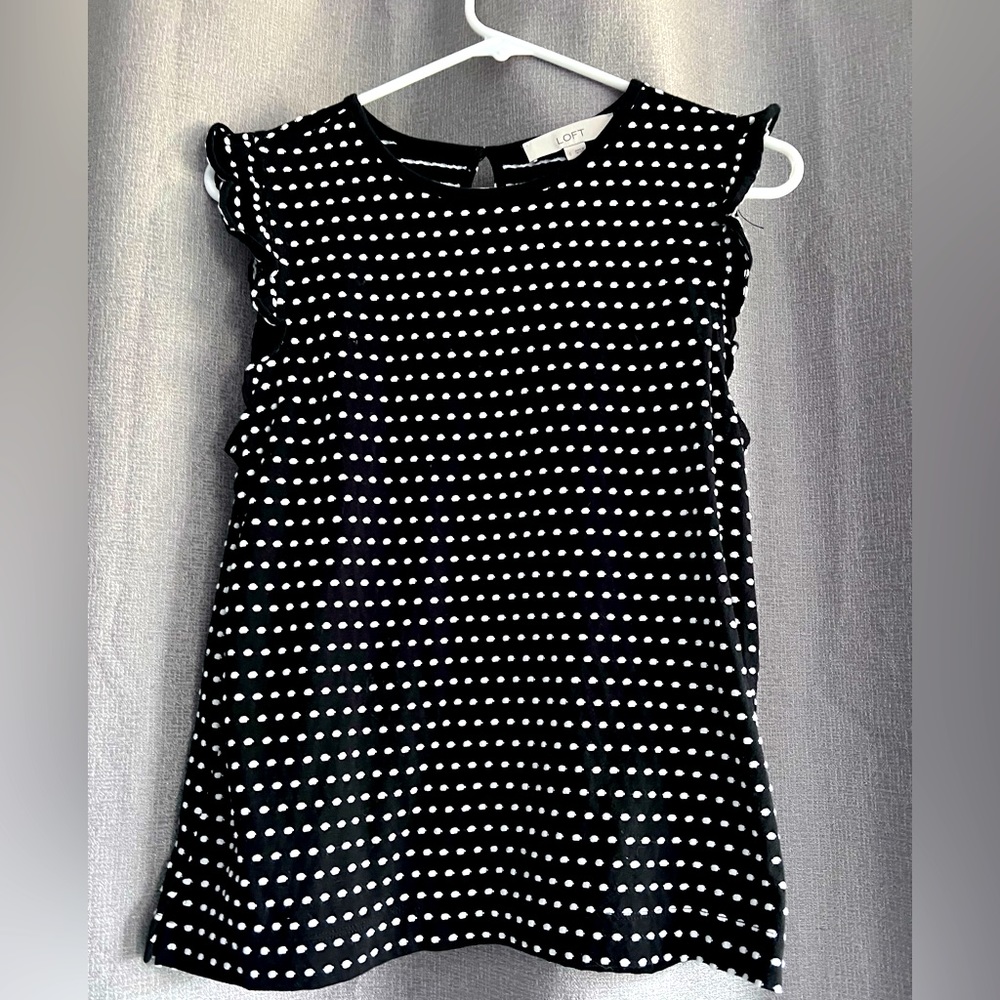 Loft flutter sleeved shirt.